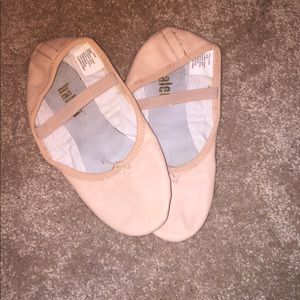 Womens 6 split sole ballet shoes